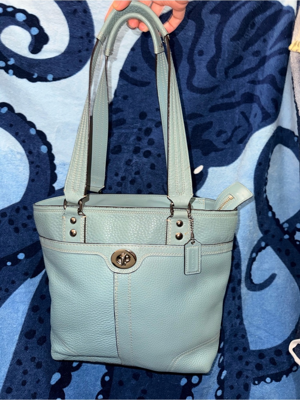 Coach Hampton Turnlock Tote Bag Pebbled Leather